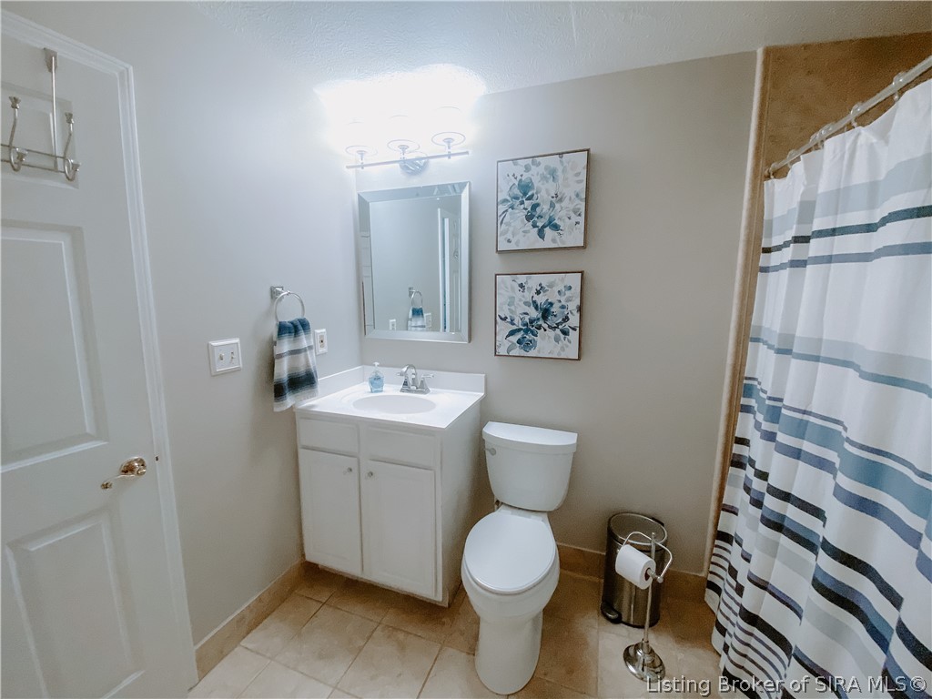 2900 Middle Road, Unit 13 Jeffersonville, IN 47130 - Photo 8 of 17