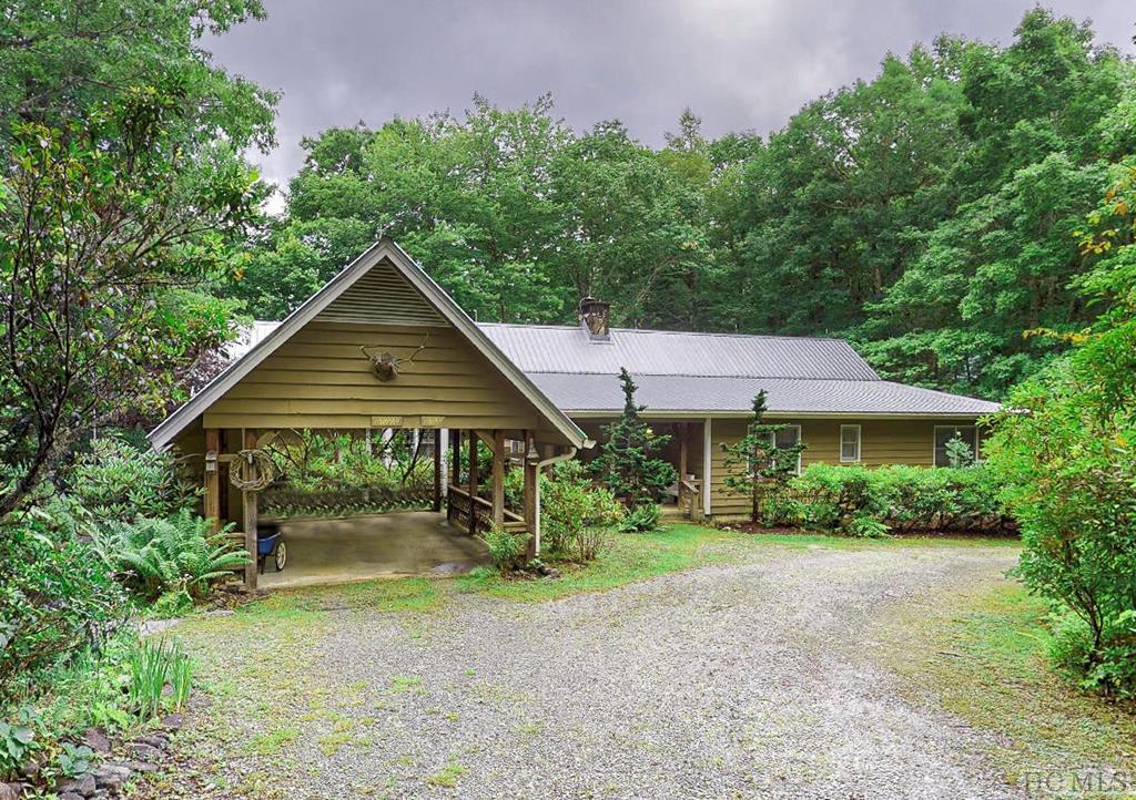 411 Nall Farm Road Highlands, NC 28741 - Photo 1 of 30 Gallery Image 1
