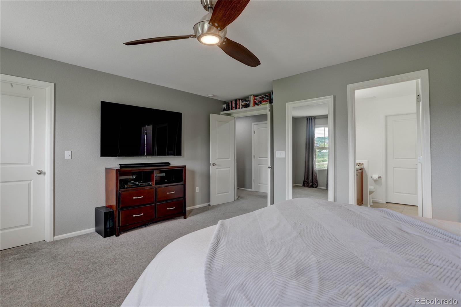 10222 RidgeGate Circle Lone Tree, CO 80124 - Photo 16 of 36 Gallery Image 16