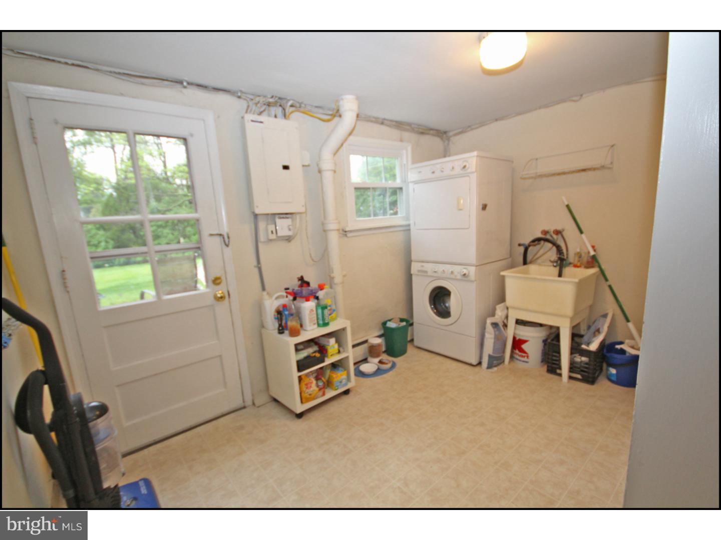 303 Landsende Road Devon, PA 19333 - Photo 8 of 16 Laundry Room