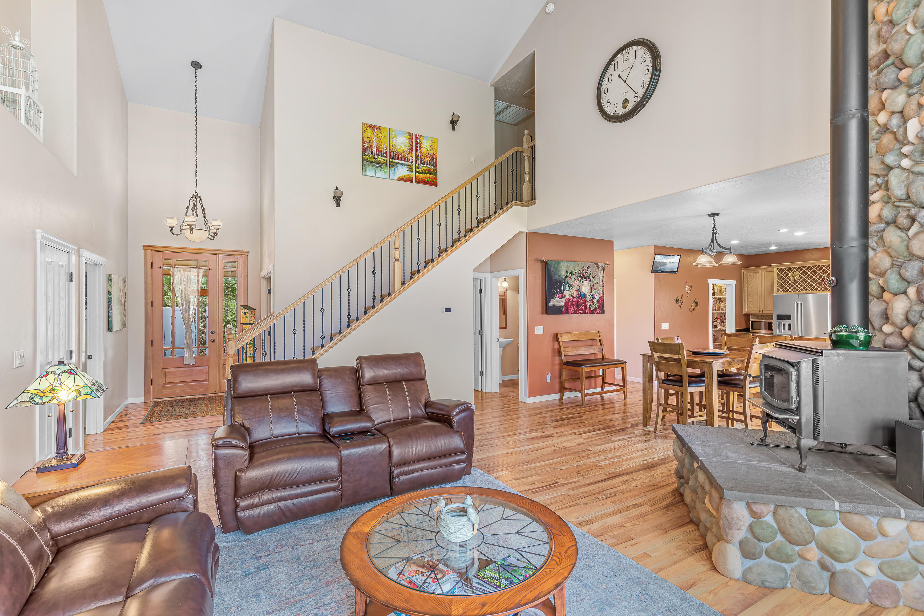 68 Busch Road Trail, OR 97541 - Photo 10 of 75 9R9A4761