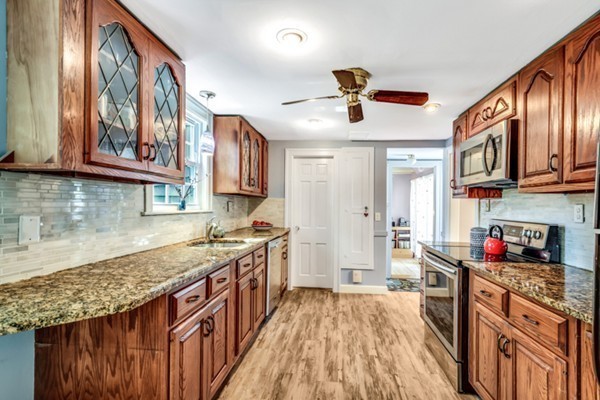 11 Harding Road Needham, MA 02492 - Photo 16 of 28 Gallery Image 16
