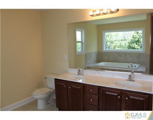 7 Peppermint Hill Road North Brunswick, NJ 08902 - Photo 7 of 9 Gallery Image 7