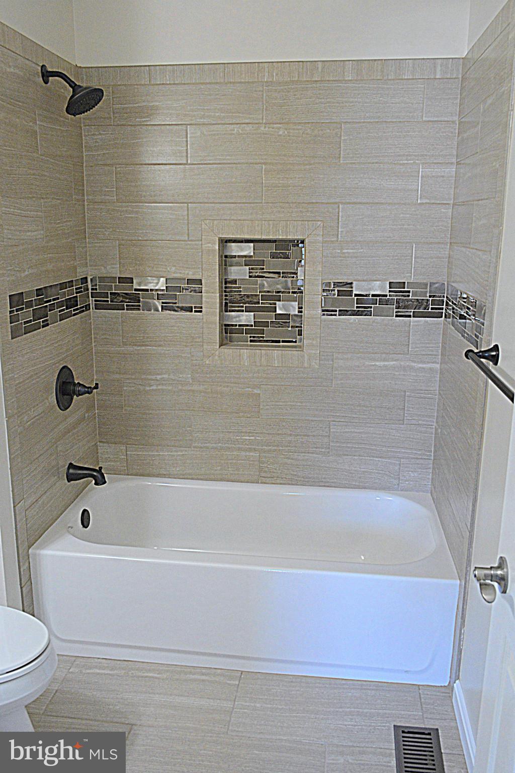 2209 Conquest Way Odenton, MD 21113 - Photo 15 of 20 Bath