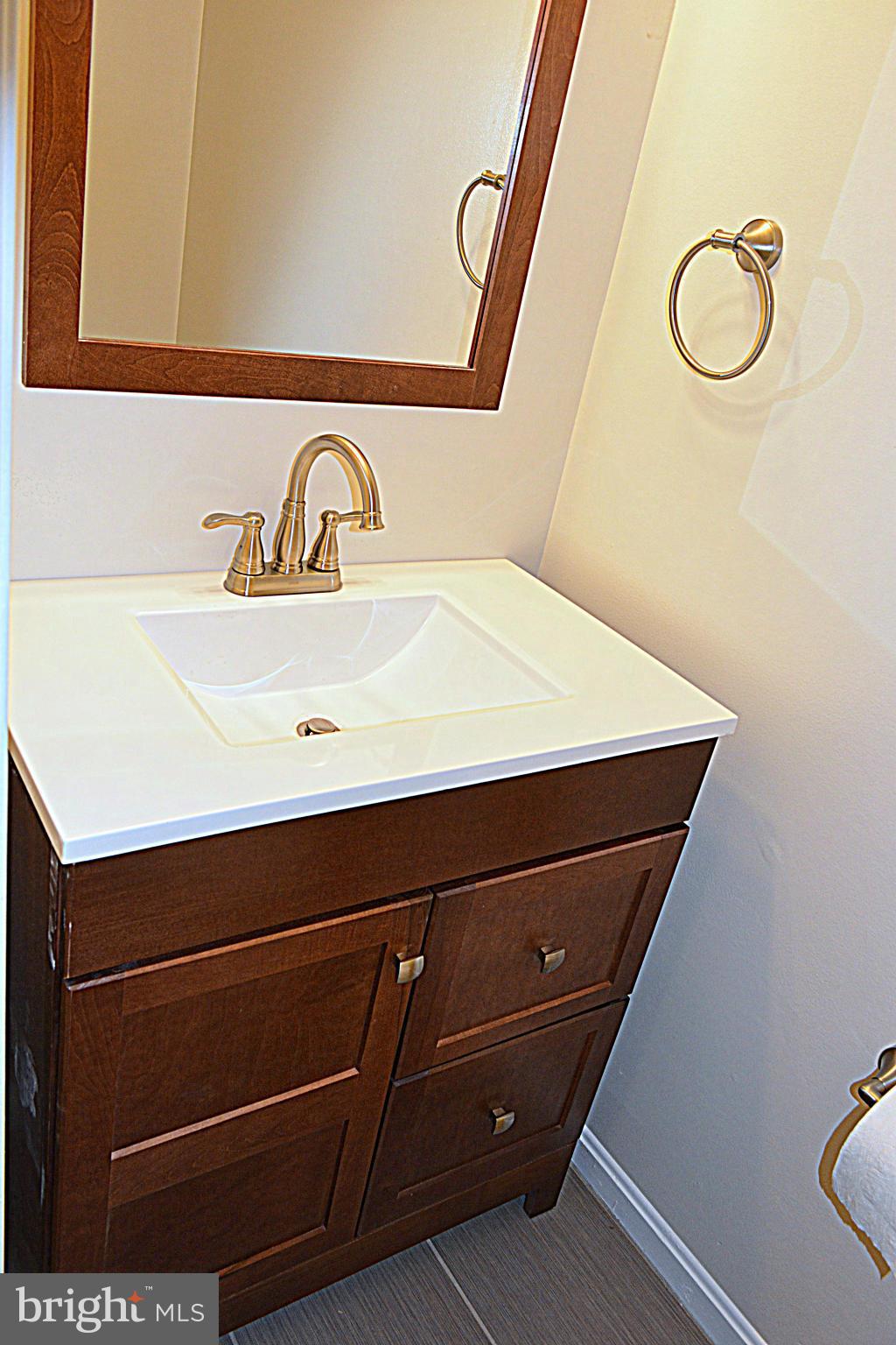 2209 Conquest Way Odenton, MD 21113 - Photo 9 of 20 Bath