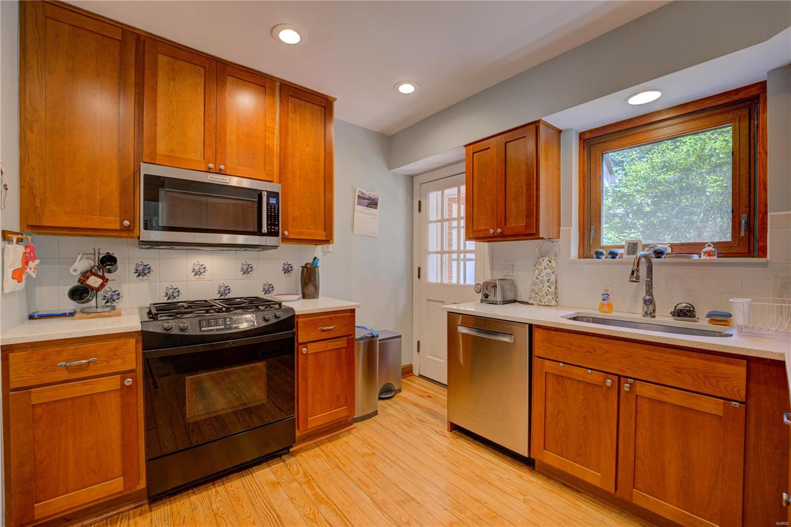 40 Willow Hill Road St. Louis, MO 63124 - Photo 8 of 29 Gallery Image 8