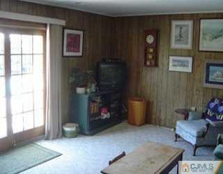 7 South Rhoda Street Monroe Township, NJ 08831 - Photo 6 of 8 Gallery Image 6