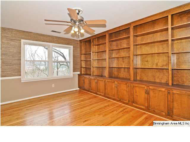 1912 River Woods Road Birmingham, AL 35244 - Photo 21 of 32