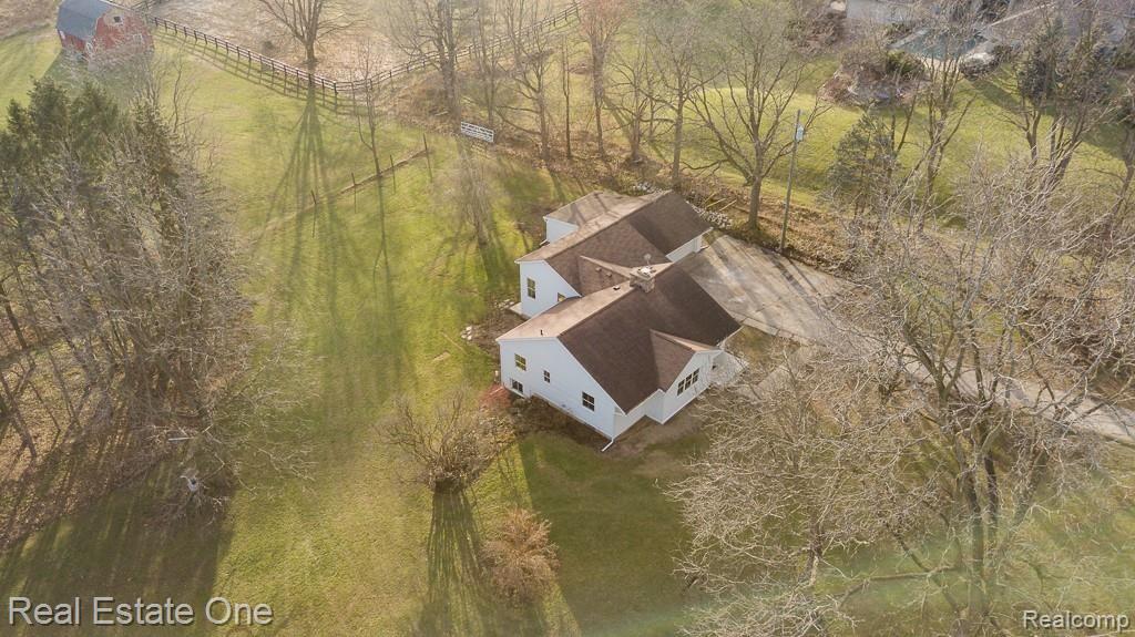 1801 Silver Bell Road Rochester, MI 48306 - Photo 26 of 42 Silverbell