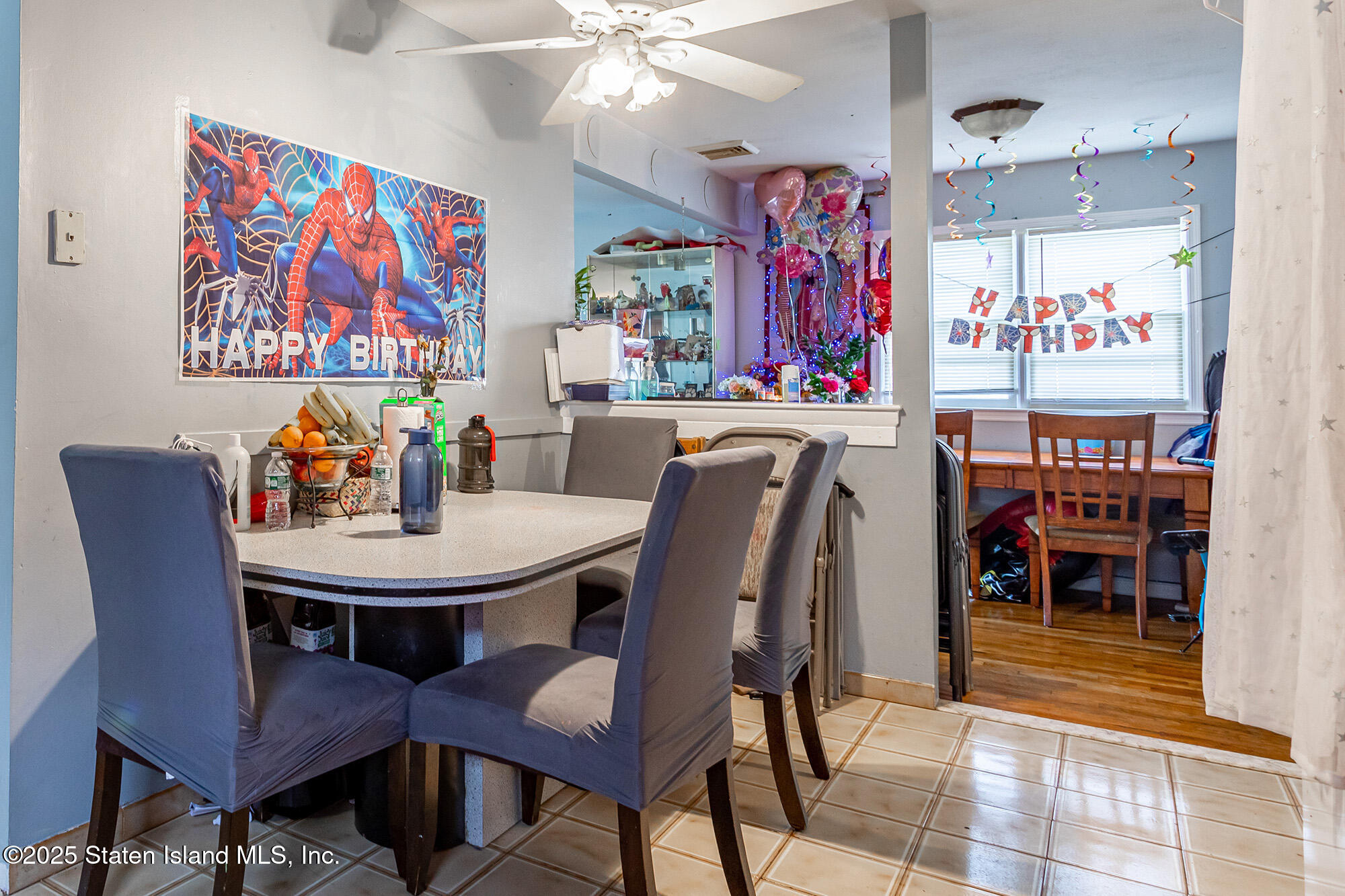 27 Bascom Place Staten Island, NY 10314 - Photo 8 of 25 a view of a dining room with furniture