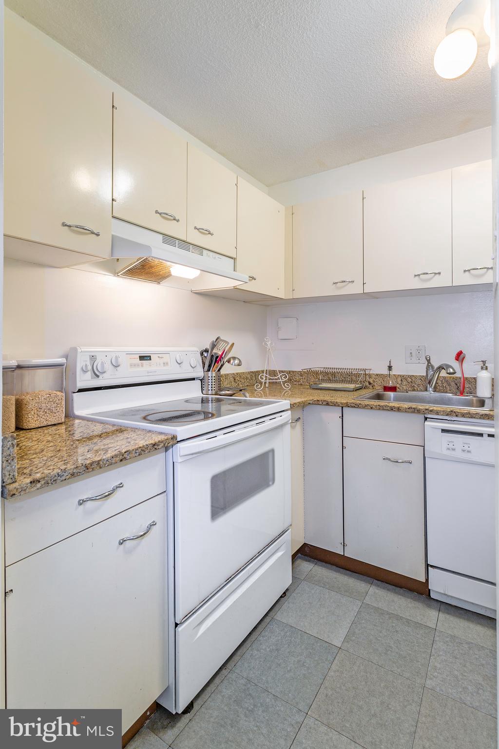 1800 R Street Northwest, Unit 604 Washington, DC 20009 - Photo 7 of 25