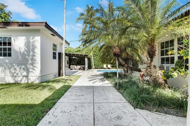 $2,600,000 | 1161 Sunset Drive, Coral Gables, FL 33146