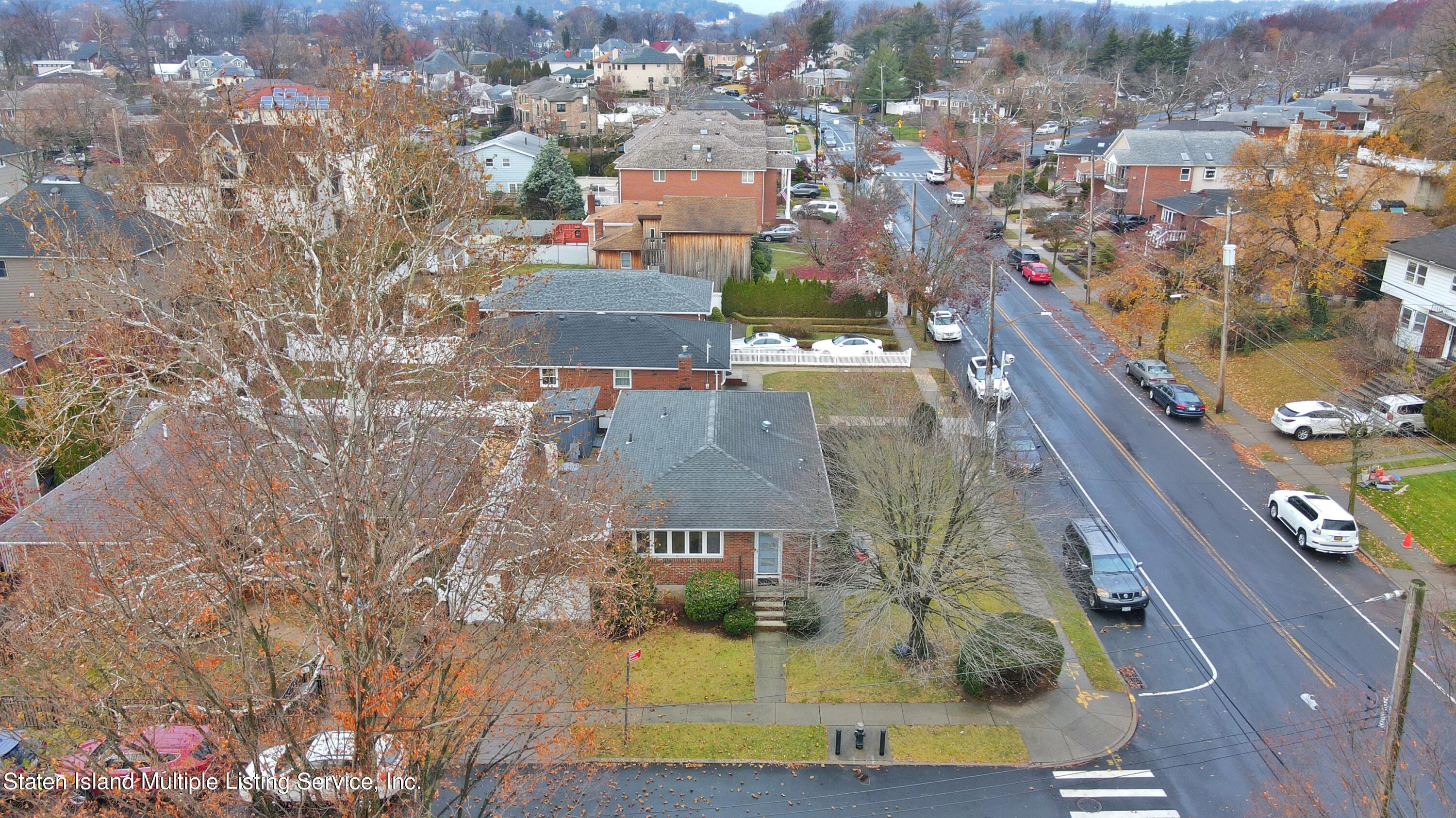 644 West Fingerboard Road Staten Island, NY 10305 - Photo 32 of 32 (32) ARIEL VIEW