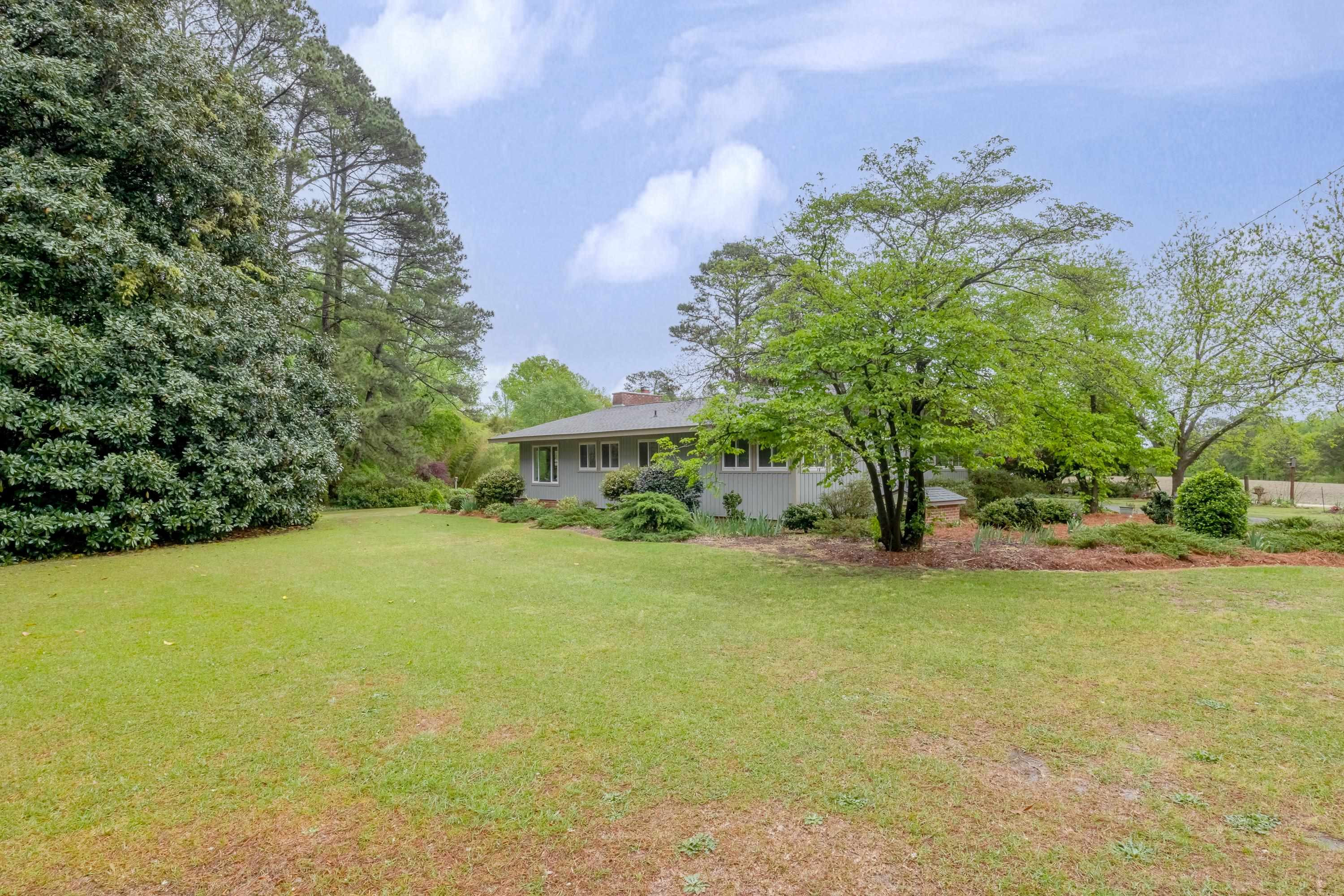 237 Flowers Road Four Oaks, NC 27524 - Photo 7 of 79 Photo 7