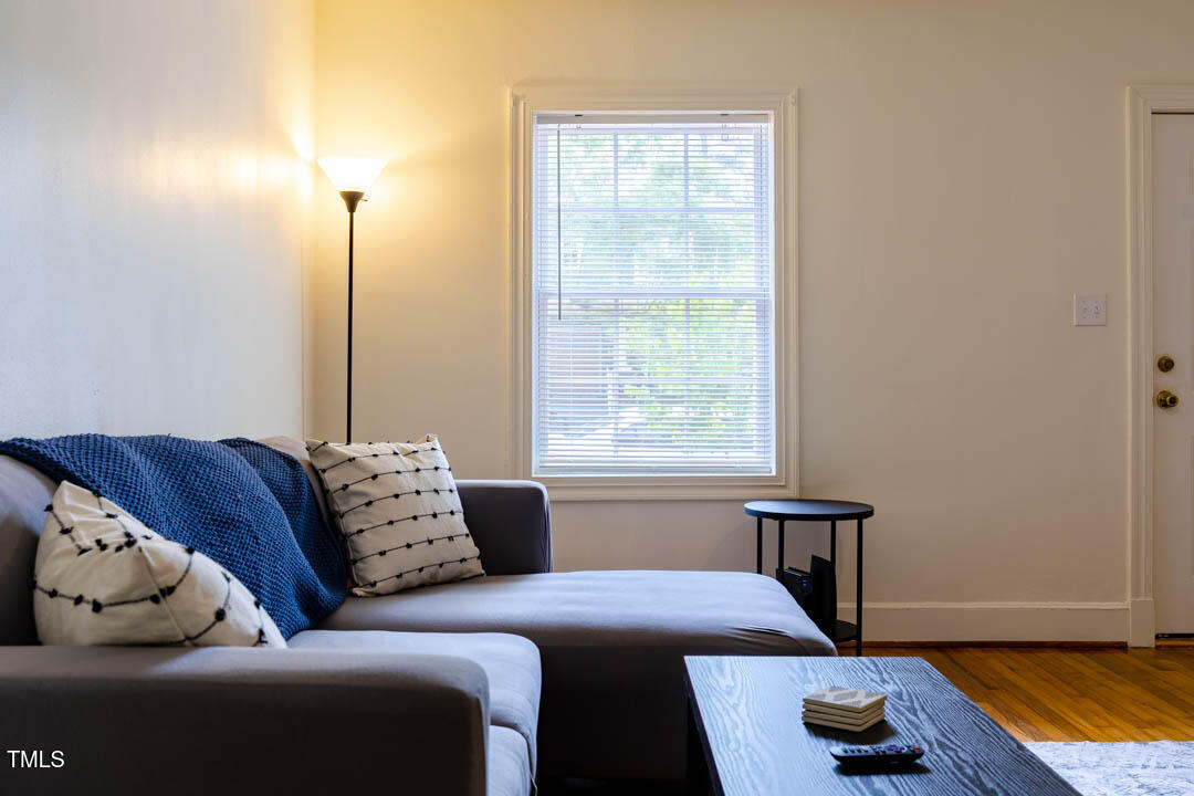 1008 Clarendon Street Durham, NC 27705 - Photo 11 of 46 015A2417-HDR