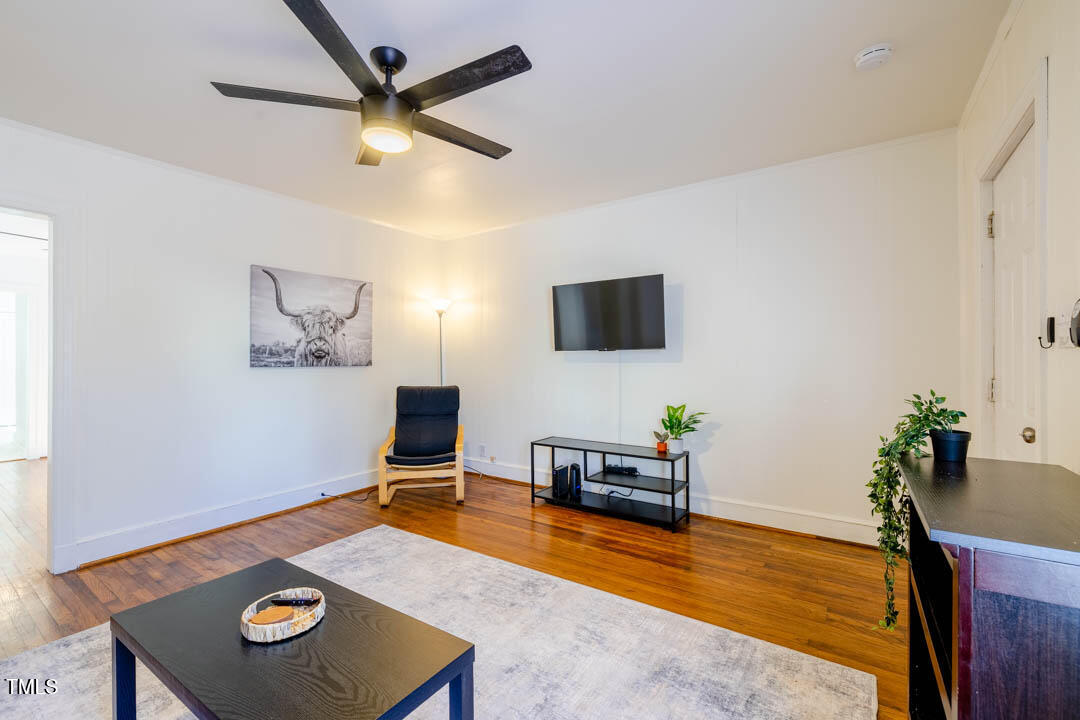 1008 Clarendon Street Durham, NC 27705 - Photo 39 of 46 015A9909-HDR