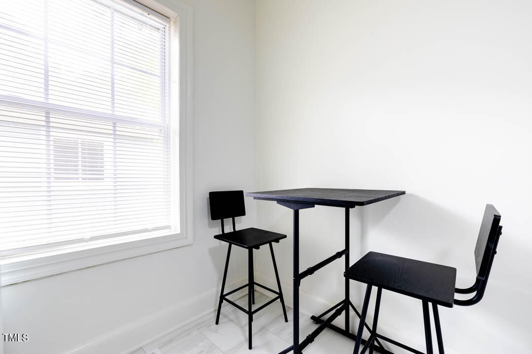 1008 Clarendon Street Durham, NC 27705 - Photo 9 of 46 015A2453-HDR