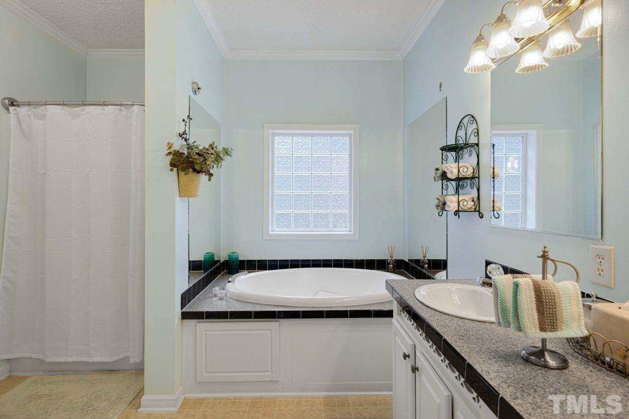6021 Ten-Ten Road Apex, NC 27539 - Photo 20 of 30 Gallery Image 20