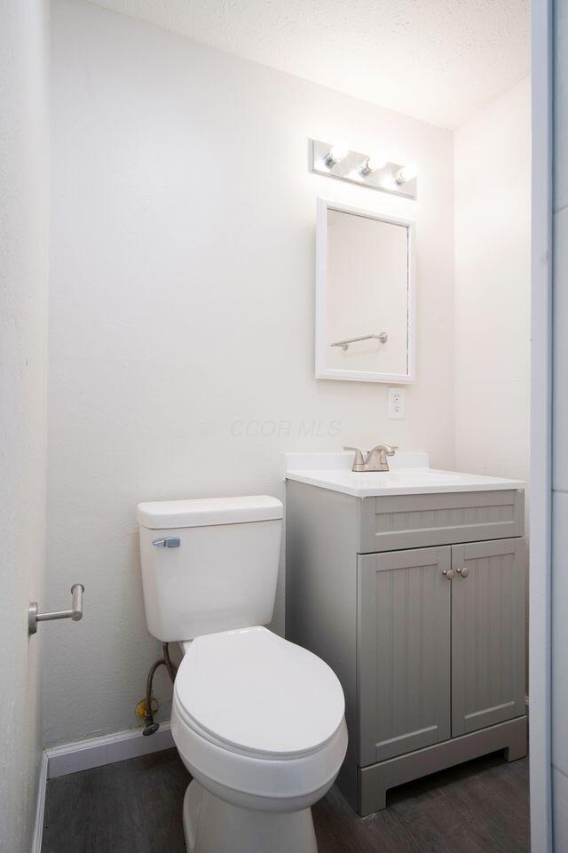 3879 Lynward Road Columbus, OH 43228 - Photo 14 of 26 Updated Full Bath!
