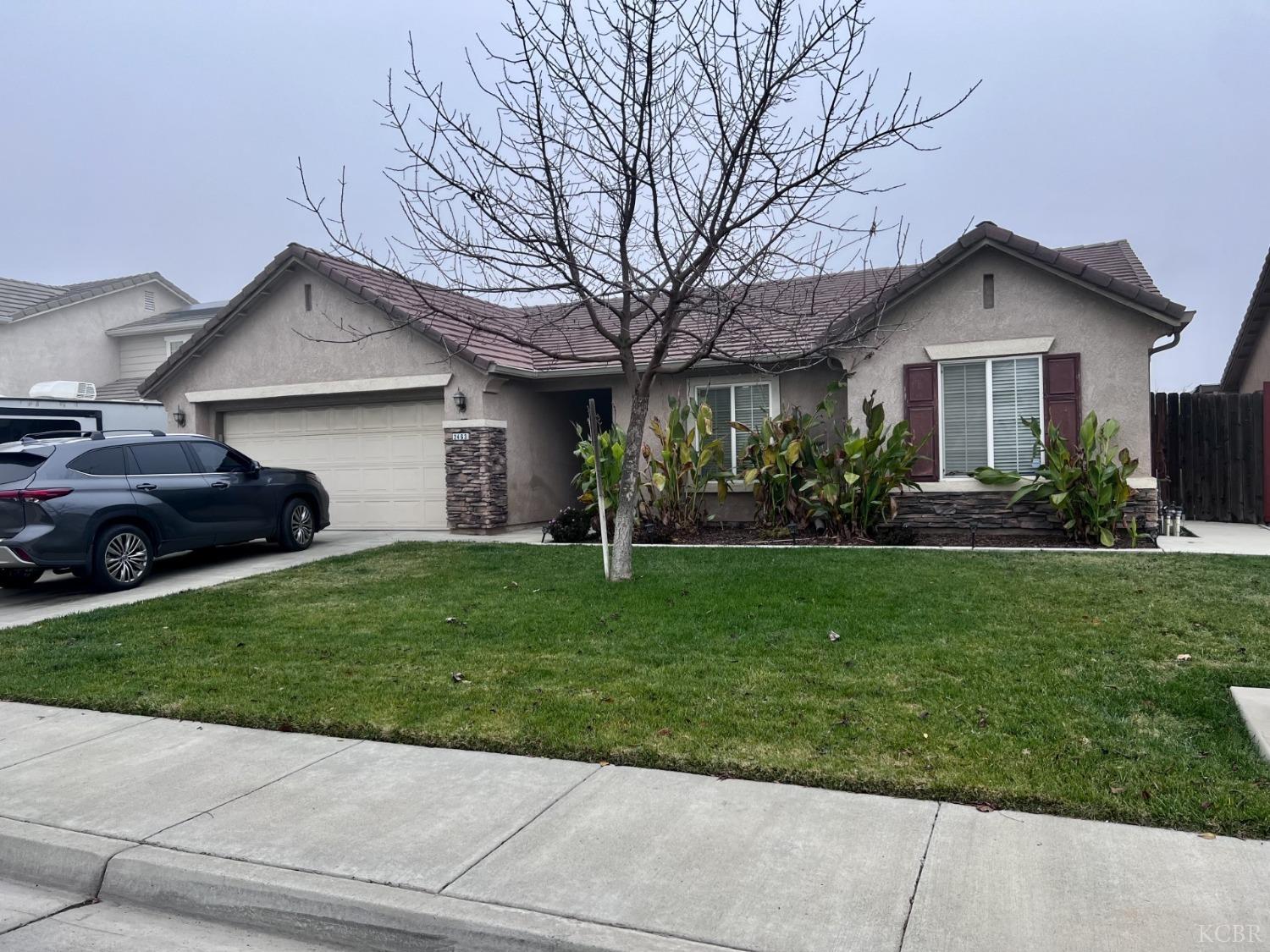 2463 Ranier Way Hanford, CA 93230 - Photo 2 of 30 Gallery Image 2
