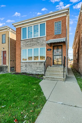 $675,000 | 6017 West Montrose Avenue, Chicago, IL 60634