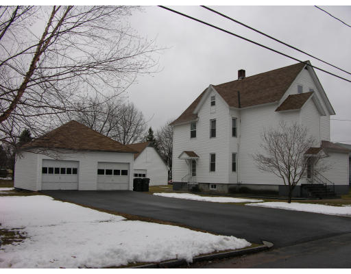 37-39 Seneca Street Springfield, MA 01151 - Photo 1 of 1 Gallery Image 1