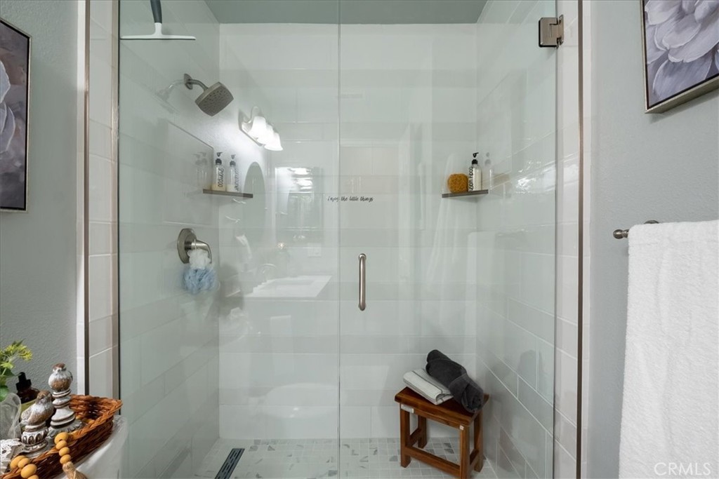 1321 June Street Fallbrook, CA 92028 - Photo 21 of 44 a bathroom with a shower