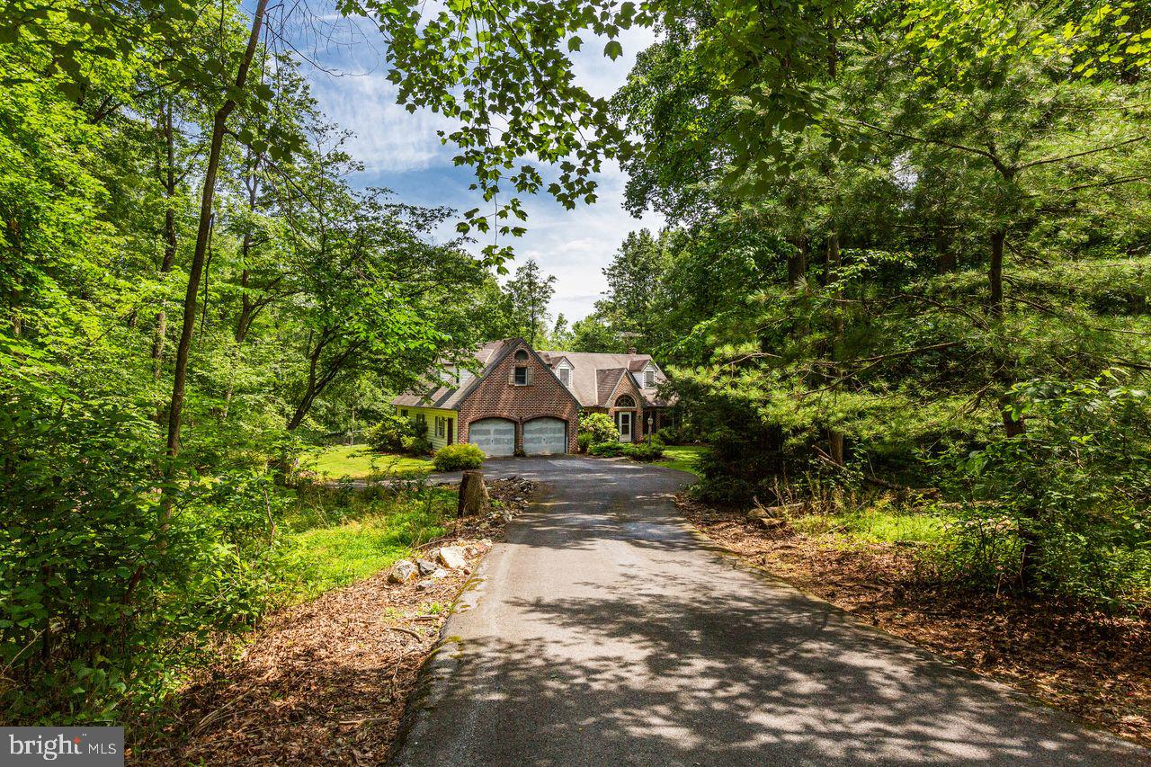 2923 Pinch Road Manheim, PA 17545 - Photo 1 of 85
