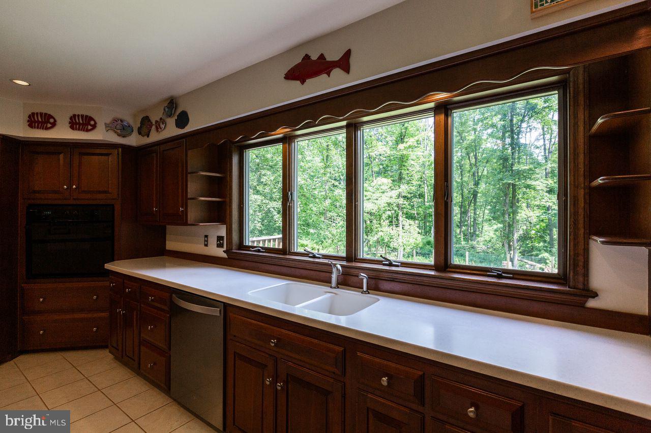 2923 Pinch Road Manheim, PA 17545 - Photo 30 of 85