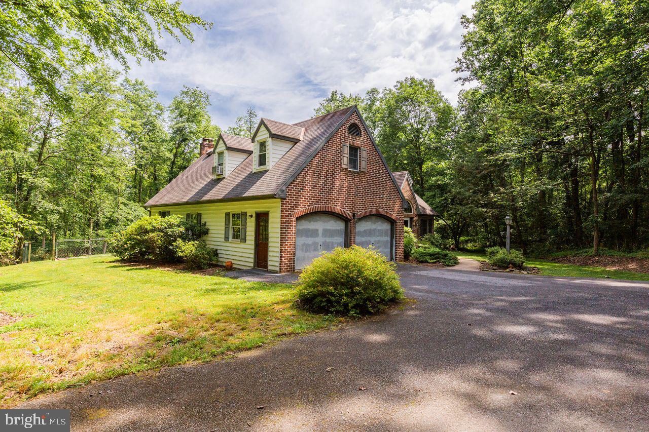 2923 Pinch Road Manheim, PA 17545 - Photo 7 of 85