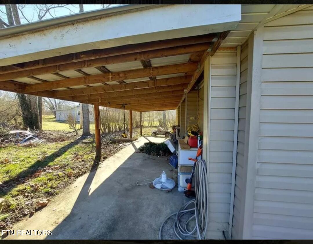 1010-1012 Deep Draw Road Crossville, TN 38555 - Photo 29 of 37 1010 Deep Draw guest house6