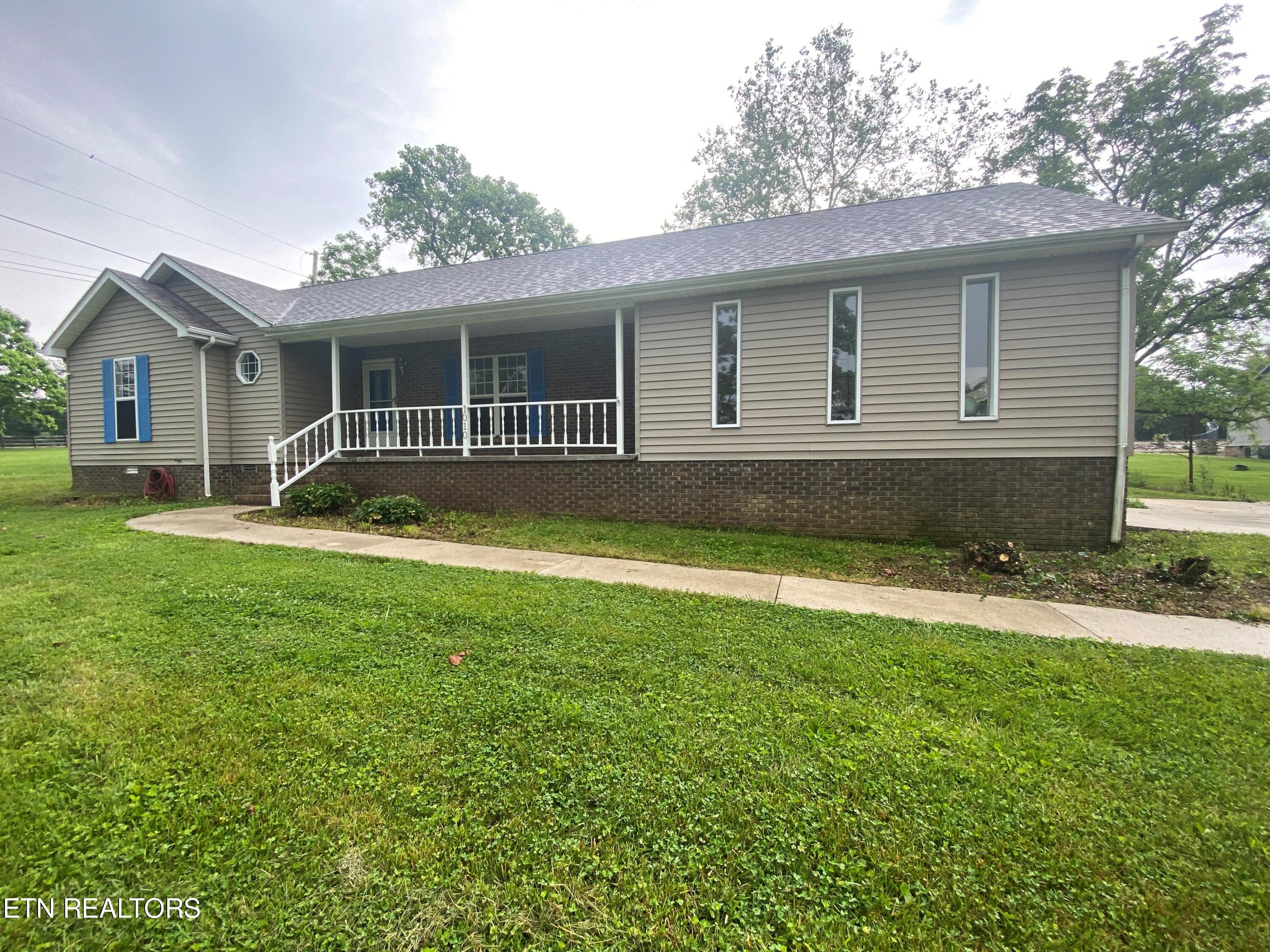 1010-1012 Deep Draw Road Crossville, TN 38555 - Photo 3 of 37 1010 Deep draw front new2