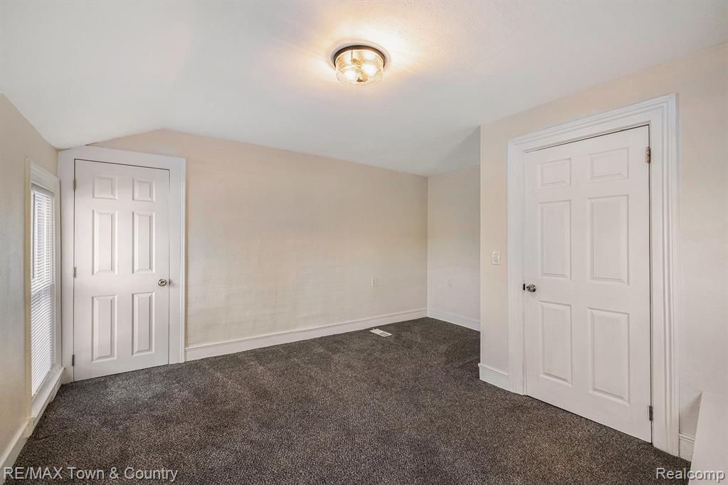 1366 South Morrish Road Flint, MI 48532 - Photo 20 of 32