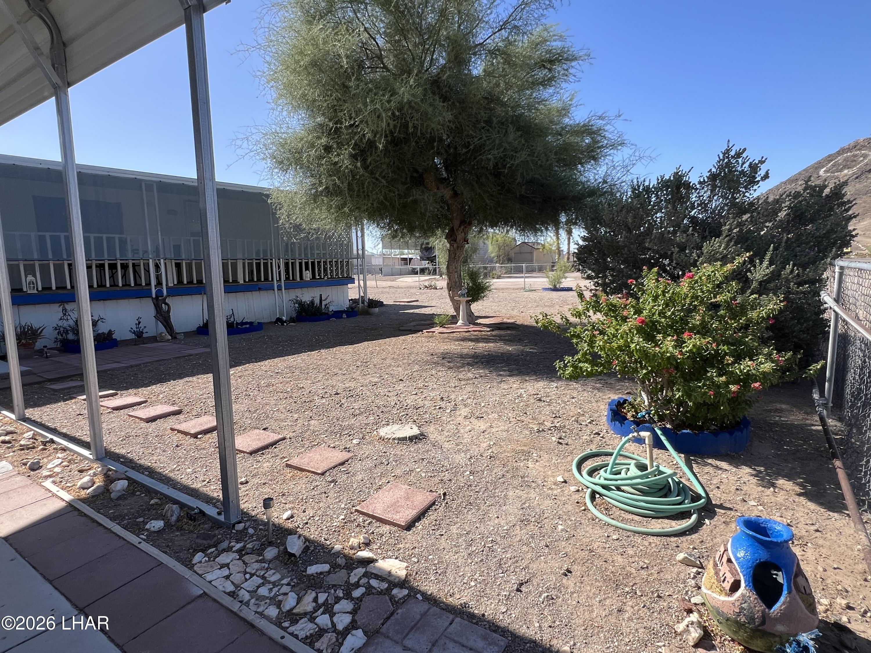 776 Granada Drive Quartzsite, AZ 85346 - Photo 12 of 39 Front yard