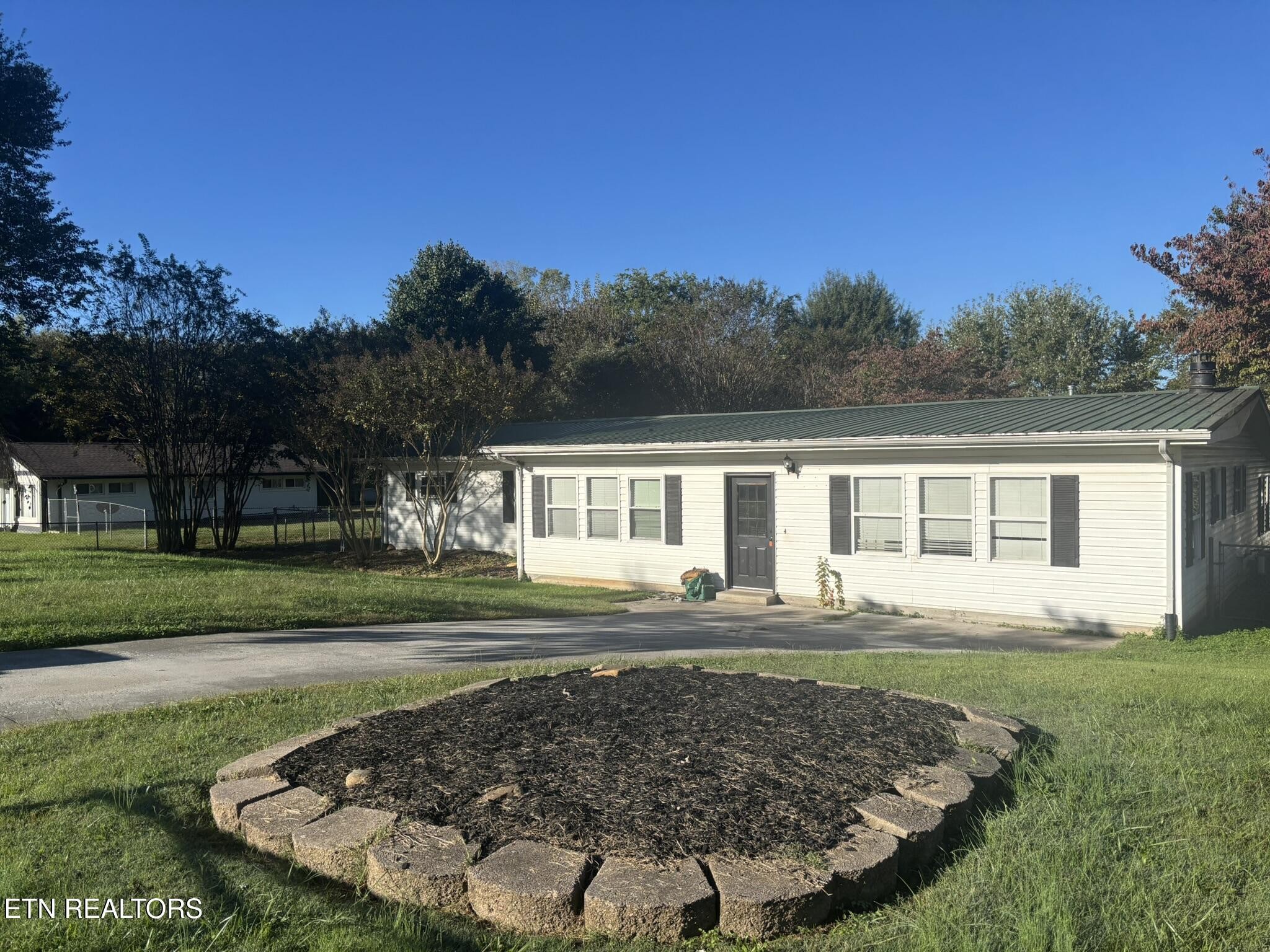 1805 Rambling Road Knoxville, TN 37912 - Photo 2 of 35 Gallery Image 2