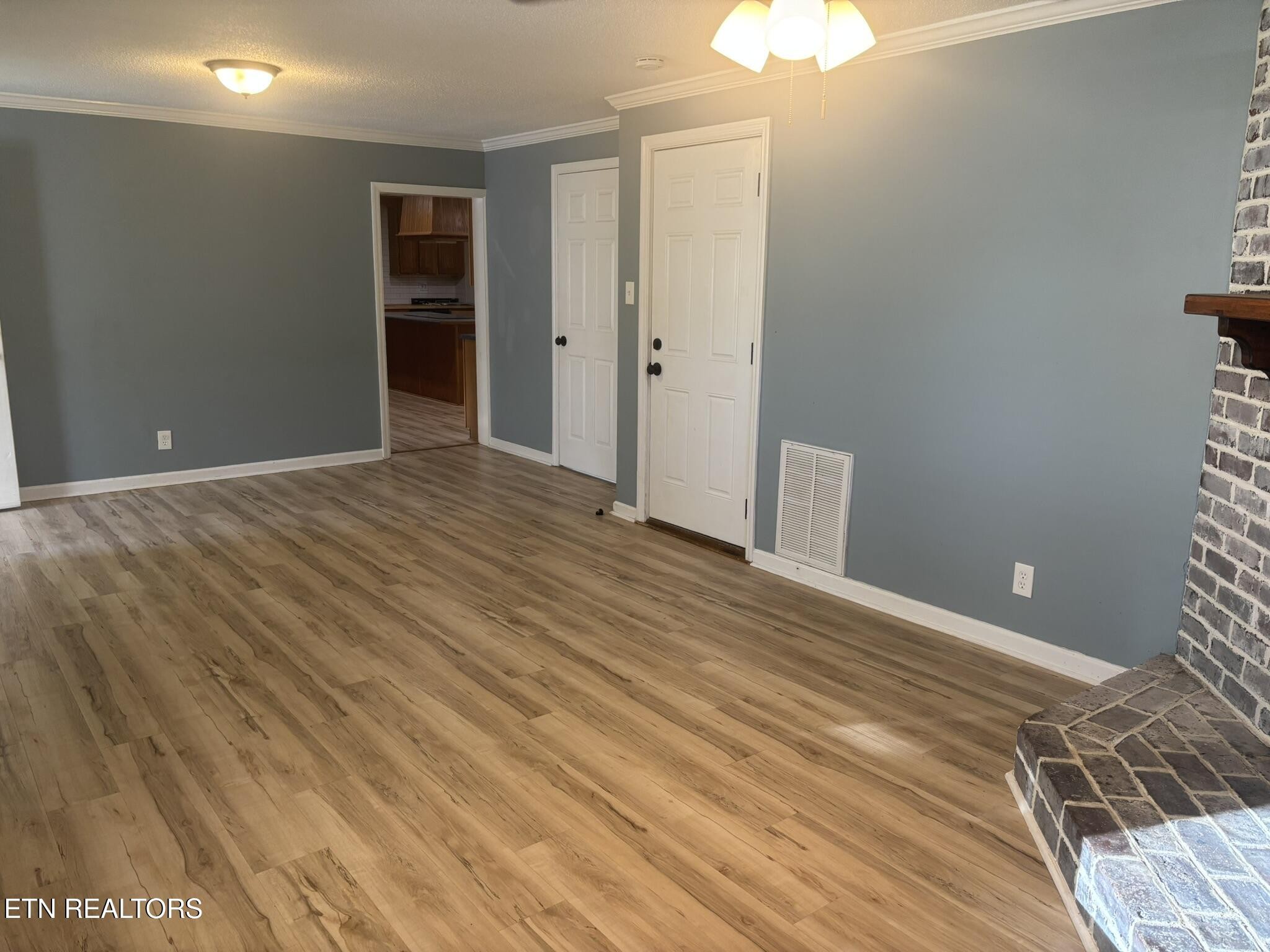 1805 Rambling Road Knoxville, TN 37912 - Photo 7 of 35 Gallery Image 7