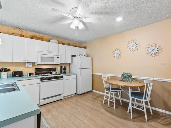 $2,100 | 2863 Barboza Drive, The Villages, FL 32162