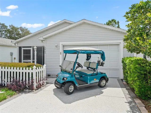 $2,100 | 2863 Barboza Drive, The Villages, FL 32162