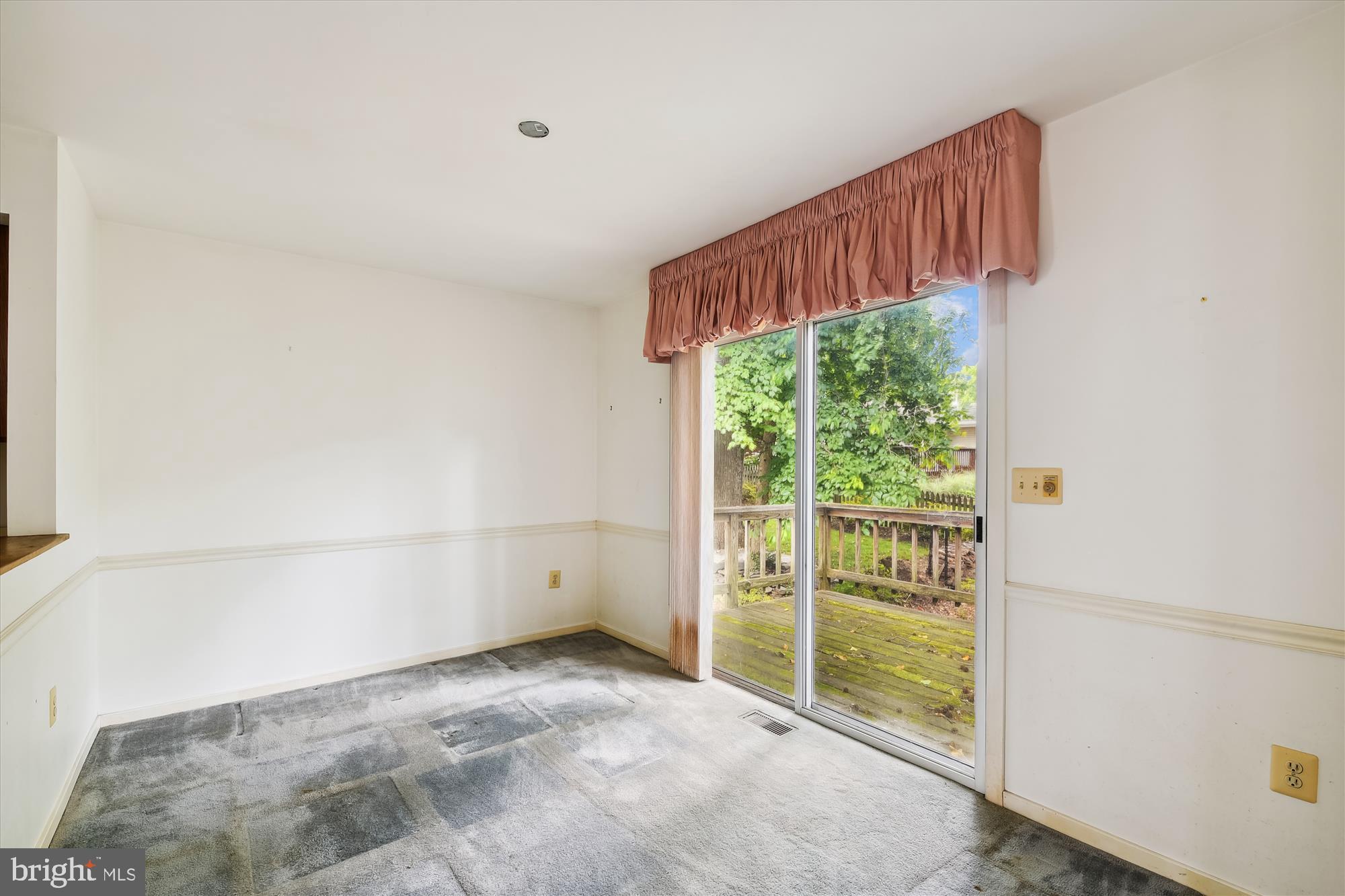 1513 Ritchie Lane Annapolis, MD 21401 - Photo 23 of 72 Dining Room