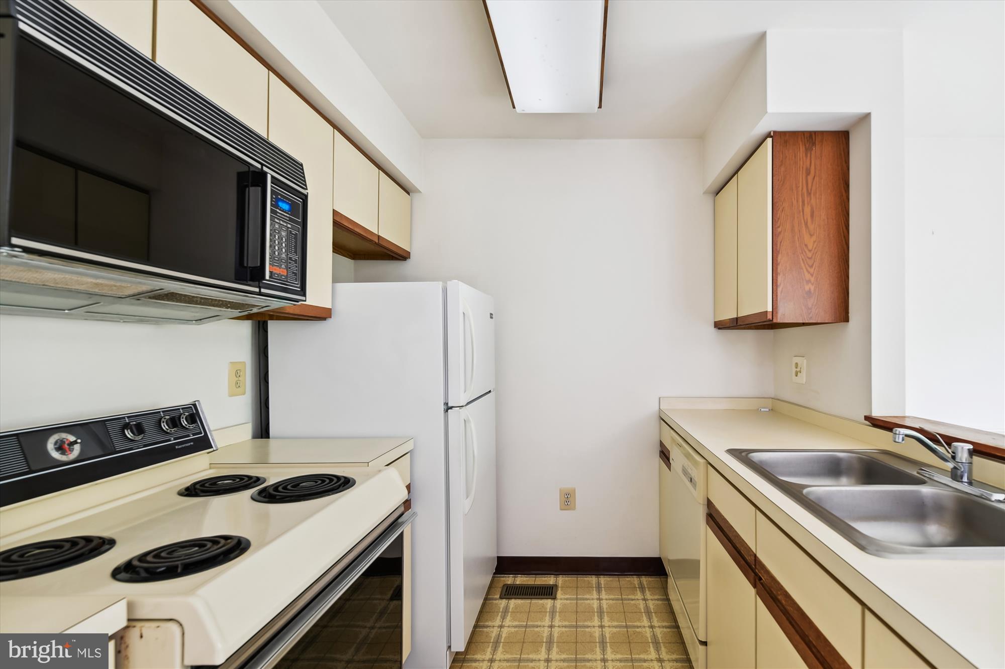 1513 Ritchie Lane Annapolis, MD 21401 - Photo 28 of 72 Kitchen