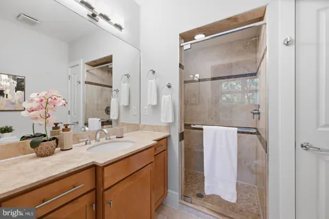 $700,000 | 1654 Euclid Street Northwest, Unit 104, Washington, DC 20009