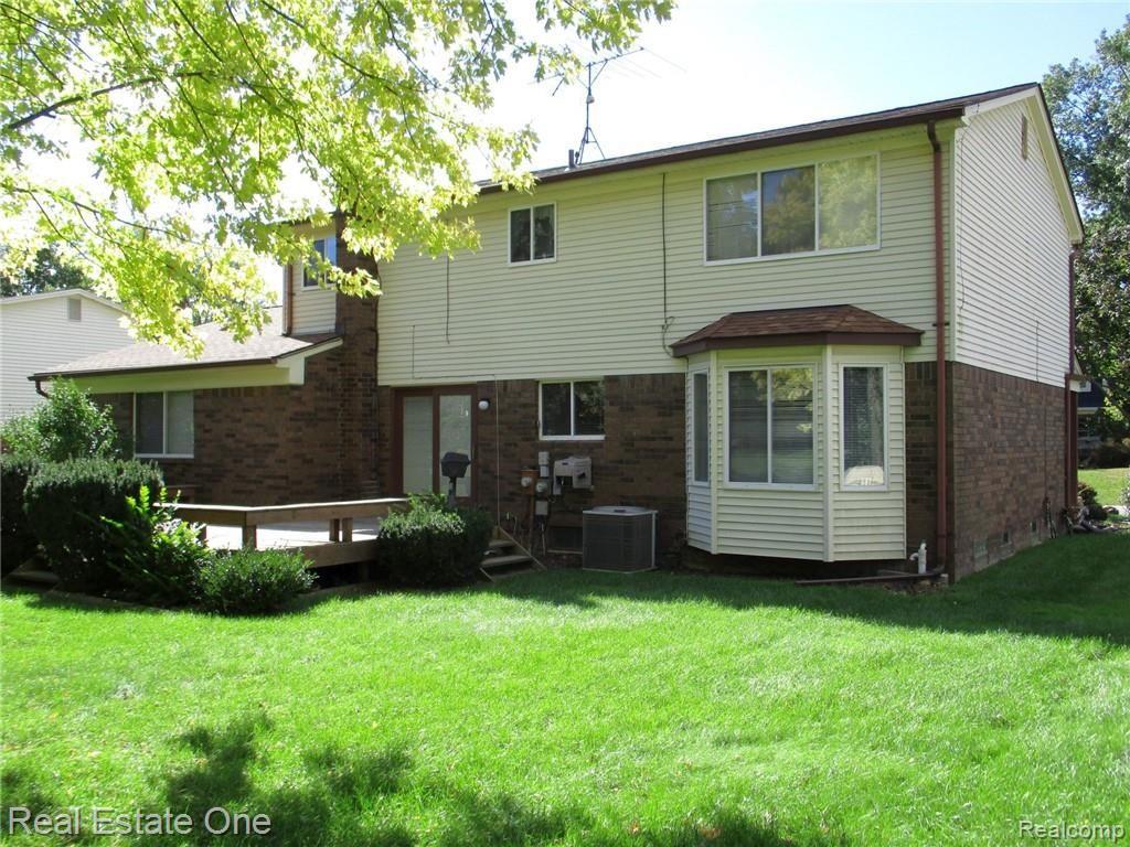 434 Pinehurst Drive Rochester Hills, MI 48309 - Photo 32 of 32