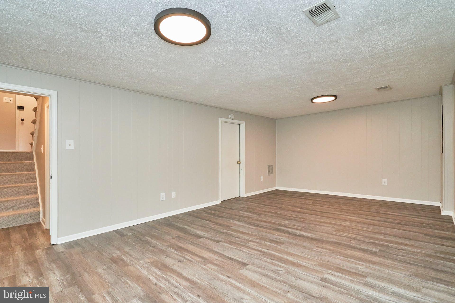 7708 Brandeis Way Springfield, VA 22153 - Photo 24 of 32 Rec room