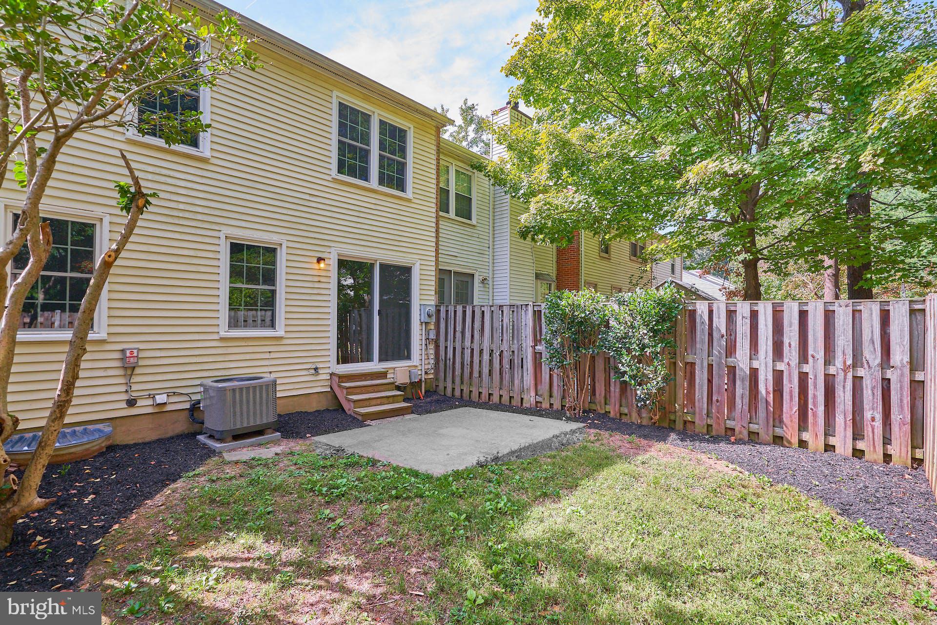 7708 Brandeis Way Springfield, VA 22153 - Photo 30 of 32 Exterior rear
