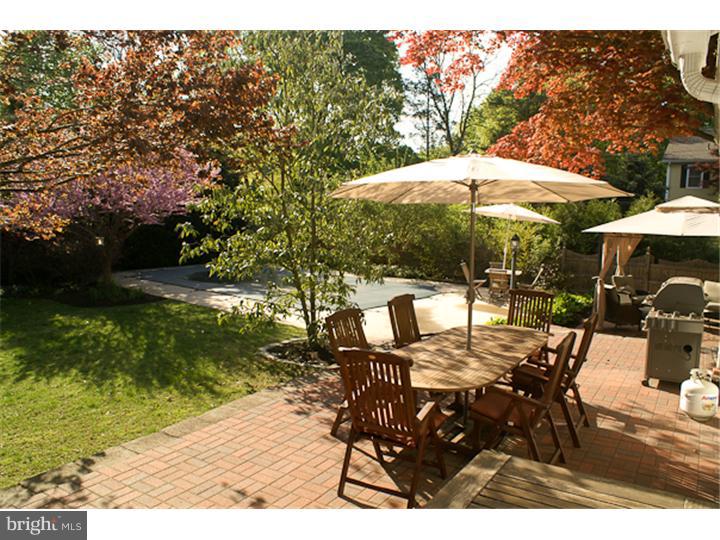 324 North Stanwick Road Moorestown, NJ 08057 - Photo 13 of 24 Exterior Back