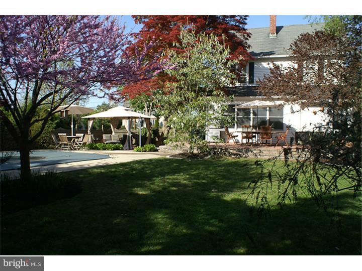 324 North Stanwick Road Moorestown, NJ 08057 - Photo 21 of 24 Exterior Back