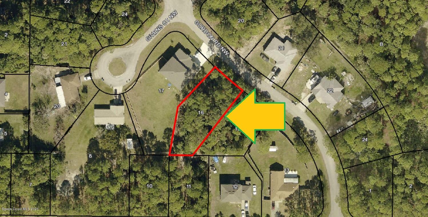 348 Gordon Road Northwest Palm Bay, FL 32907 - Photo 3 of 7