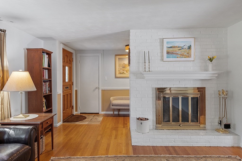3 Crosby Road Lexington, MA 02421 - Photo 5 of 34 Gallery Image 5
