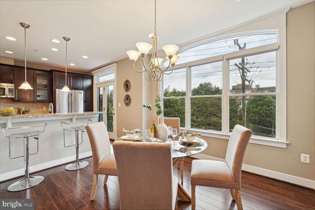 $1,345,000 | 2209 19th Court North, Arlington, VA 22201
