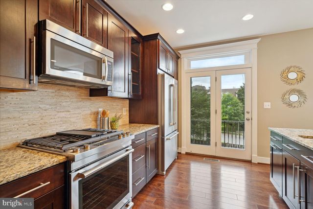 $1,345,000 | 2209 19th Court North, Arlington, VA 22201